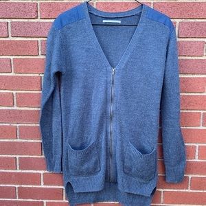 Rubbish navy zip up sweater size small